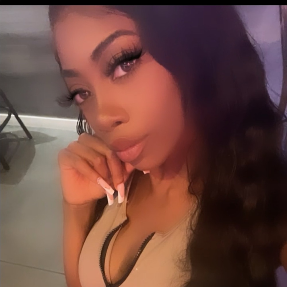 Meet your Posher, Savannah